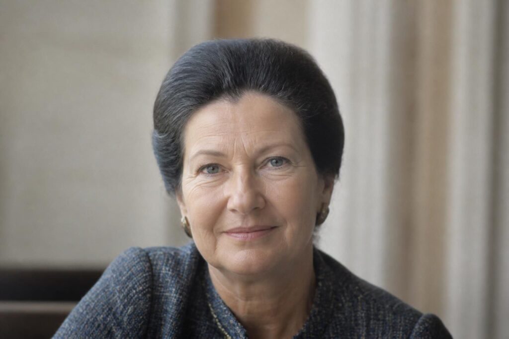 découvrez la date et la cause de la mort de simone veil, figure emblématique de la politique française et défenseuse des droits des femmes.